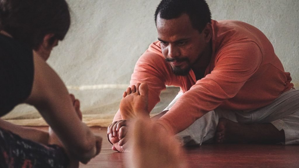 Ashtanga Yoga adjustment class 100 hour yttc