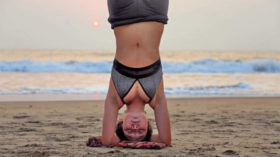 Shree Hari Yoga Yoga Teacher Training At The Beach Headstand sirsasana