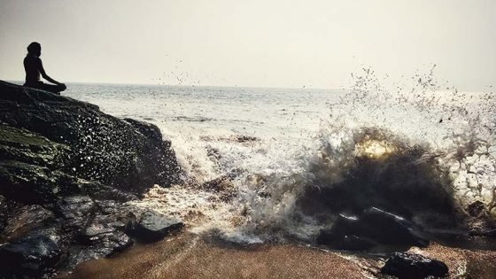 Best meditation place in india at the indian ocean in goa and gokarna