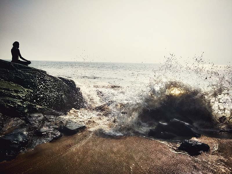 Best meditation place in india at the indian ocean in goa and gokarna