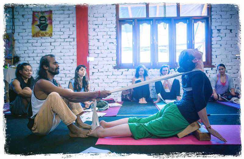 bel-inside | Yoga Teacher Training in India at Shree Hari School | Certified YTT course scratching