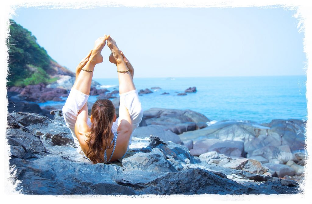 stef-shape | Yoga Teacher Training in India at Shree Hari School | Certified YTT course yoga shape at the ocean