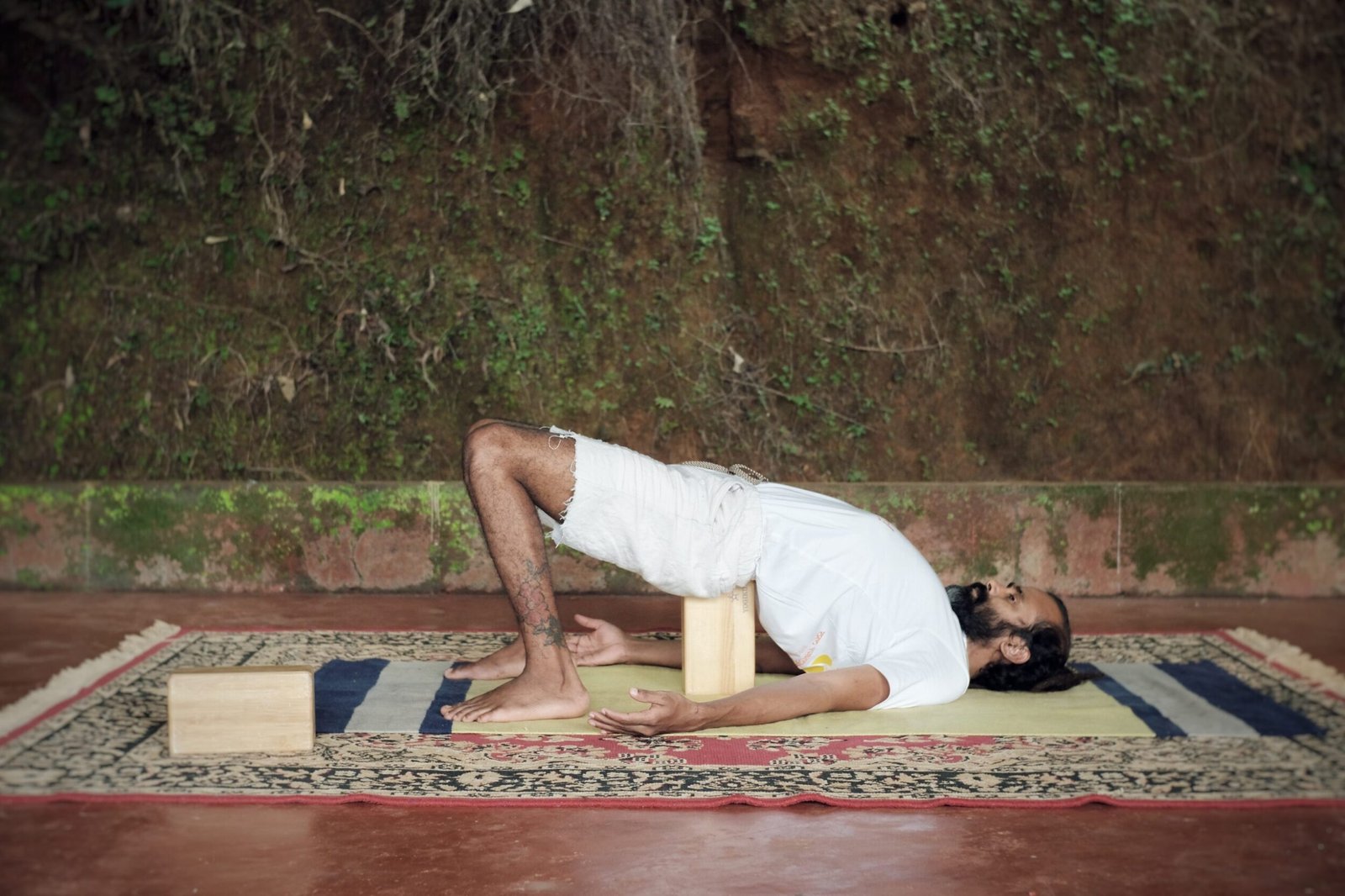 Setu Bandha Sarvangasana