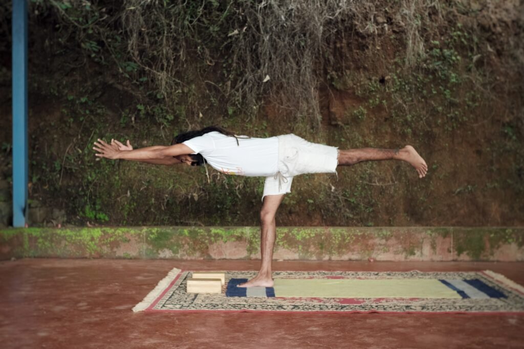 Virabhadrasana-2
