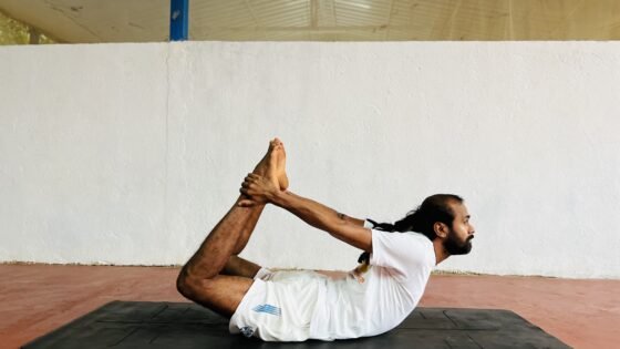 Dhanurasana